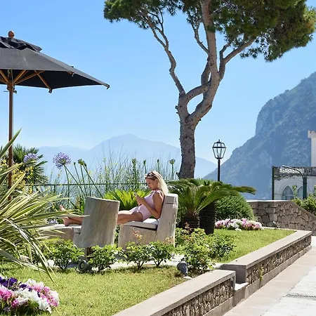 Marina Szálloda Capri