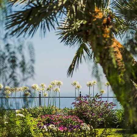 Marina - Preferred & Hotel Capri