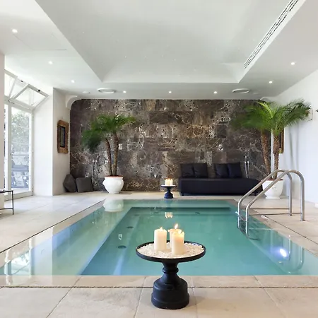 Marina - Preferred & 5* Capri