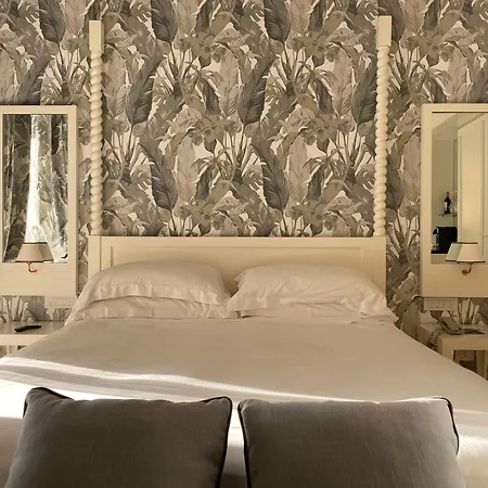 Marina מלון קאפרי